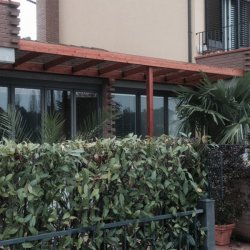 Pergolato in Legno con copertura in Plexiglas